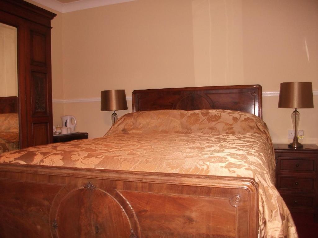 Fuchsia House Bed And Breakfast Connemara Renvyle Room photo